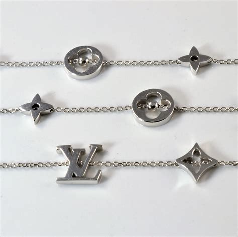 louis vuitton monogram pearl necklace|louis vuitton letter necklace.